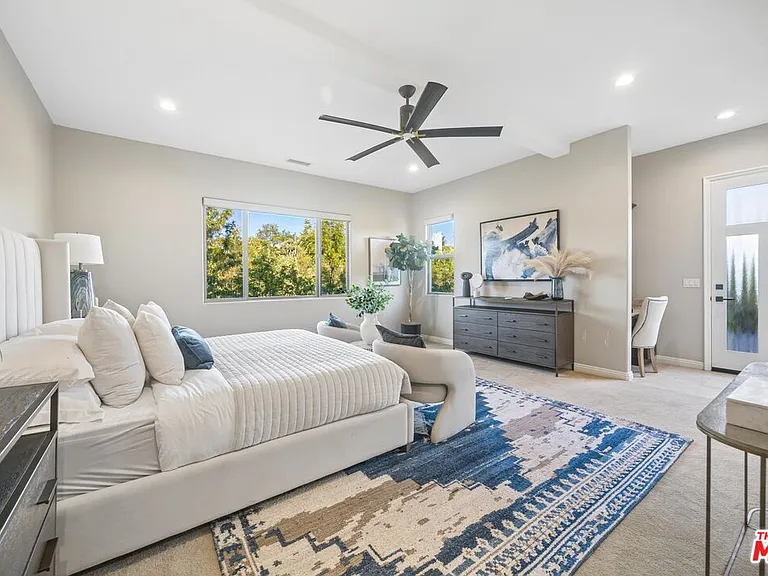 28935 W Beach Ln — Photo 21