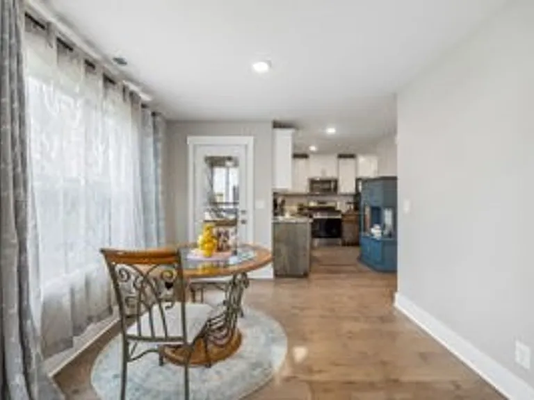 369 Frontier Dr — Photo 11