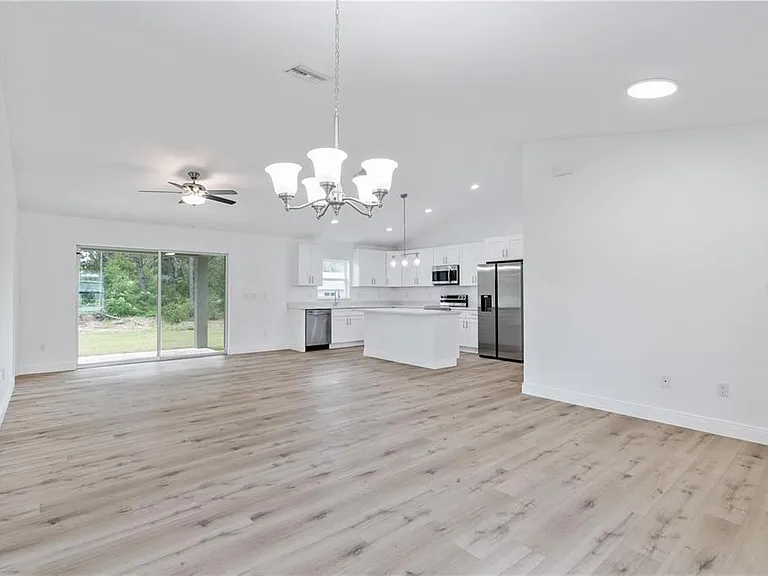 238 Locust Pass Ln — Photo 8