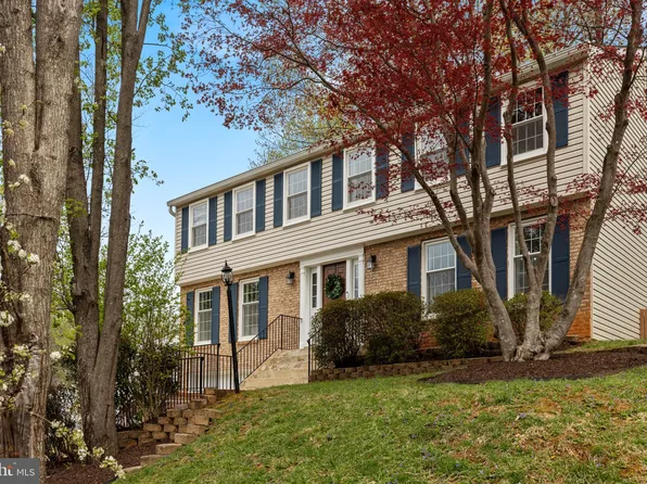15343 Edgehill Dr, Dumfries, VA 22025