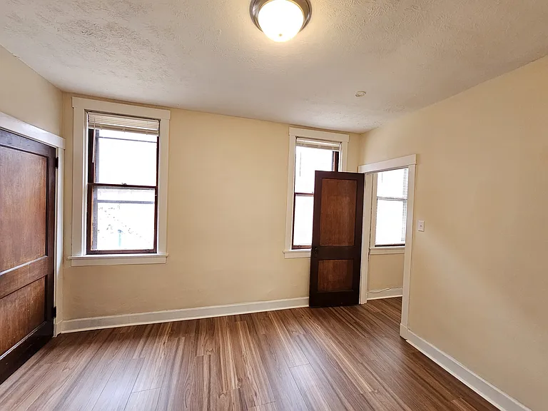 3 Lachman Way — Photo 3