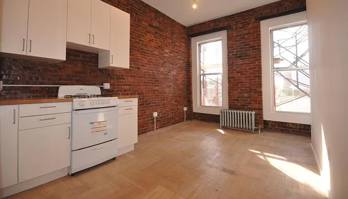 Rented by MNS | media 1