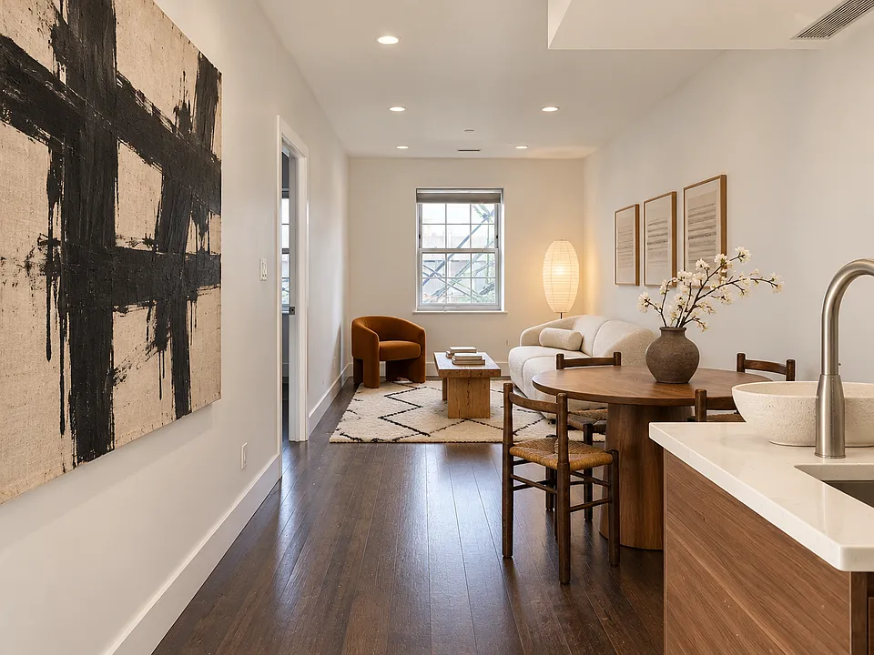 108 South St #3