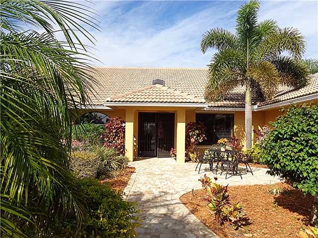 1st image of 3231 SW Island Way