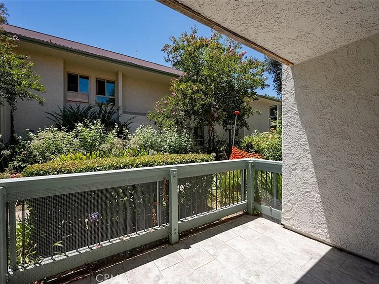 4642 Park Granada — Photo 36
