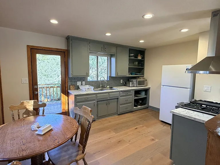 53390 Circle View Dr #53390 — Photo 18