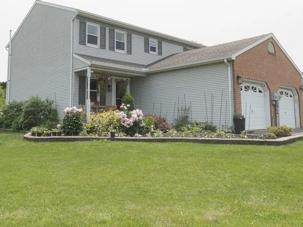 121 Palm Ln #L-0053, Lebanon, PA 17042