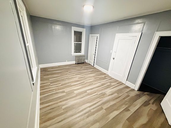 5th image of 13-15 Finlay Pl #1R