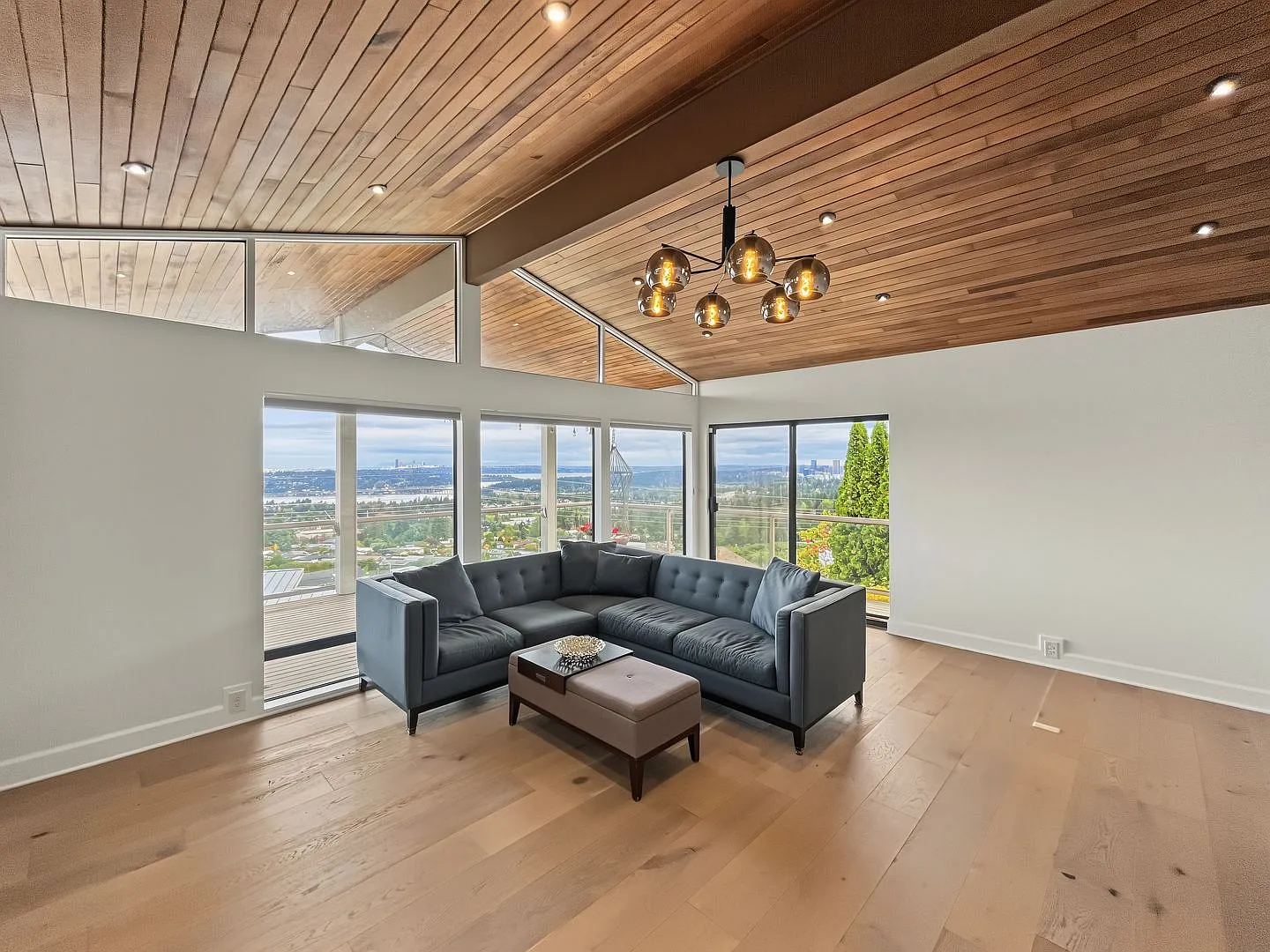 Sweeping Skylines & Modern Mid-Century Luxury in Bellevue! — Photo 2