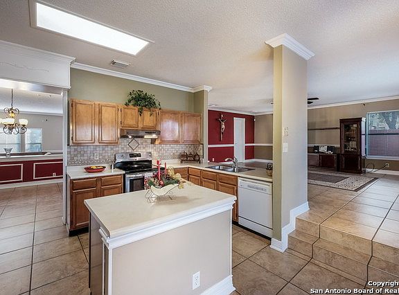2nd image of 9507 Wicklow Dr