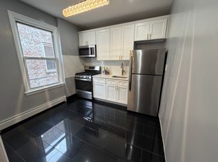 7143 Myrtle Ave #2R, Ridgewood, NY 11385