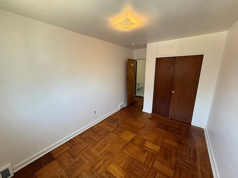 1538 Forrester Ave — Photo 8