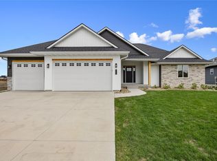 4274 Hastings Dr, Marion, IA 52302