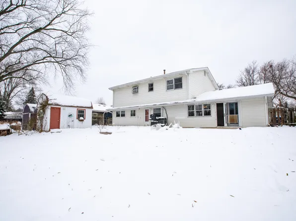 1629 Syracuse Ln, Schaumburg, IL 60193
