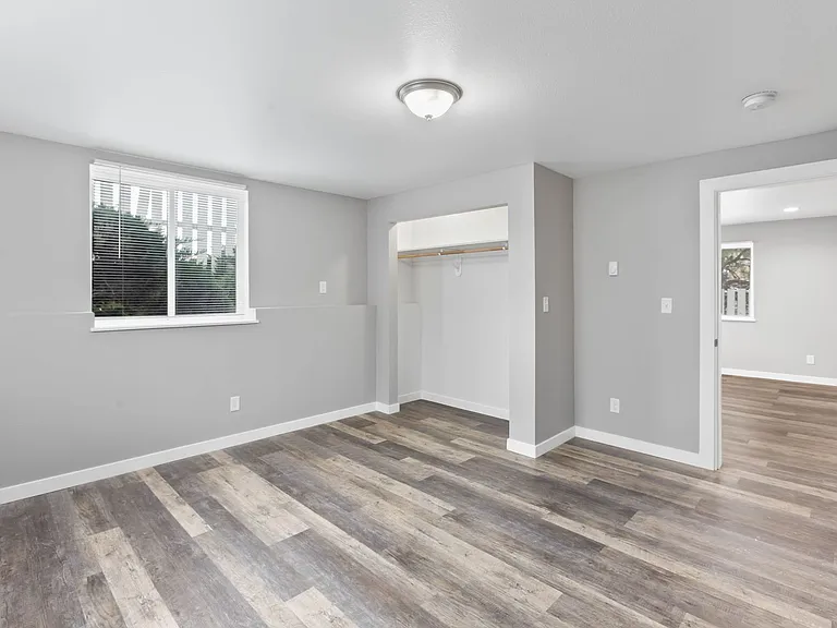 508 Southway Dr — Photo 12