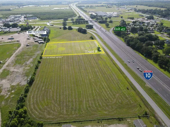 8 Interstate Highway 10, Iowa, LA 70647