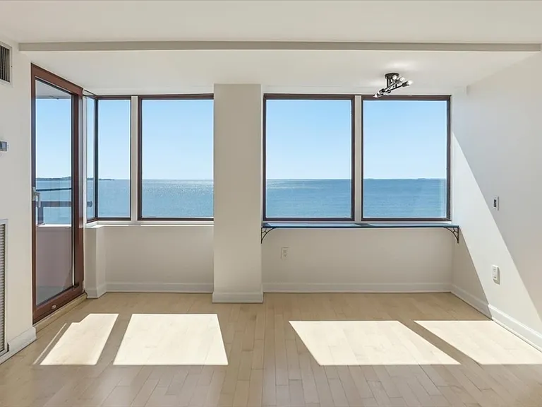 350 Revere Beach Blvd #6-6W — Photo 2