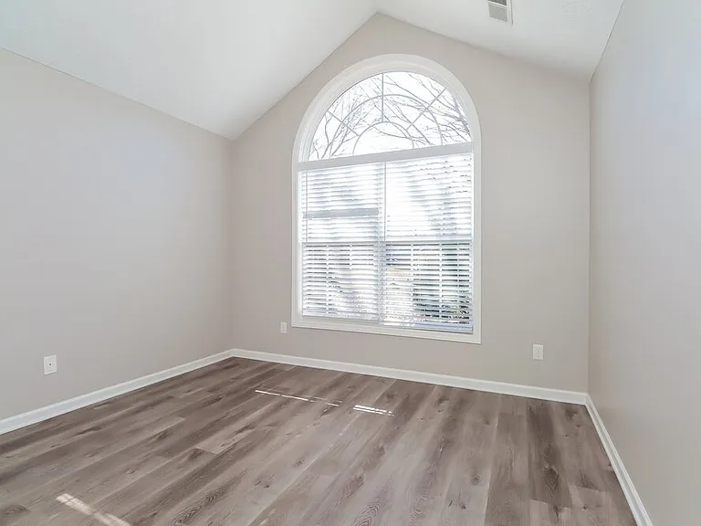 1016 Harbor View Ln — Photo 14