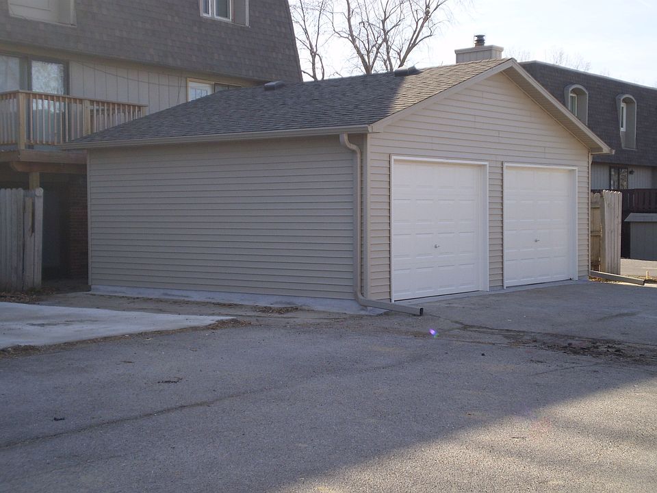 2nd image of 3742 Gayle Ave