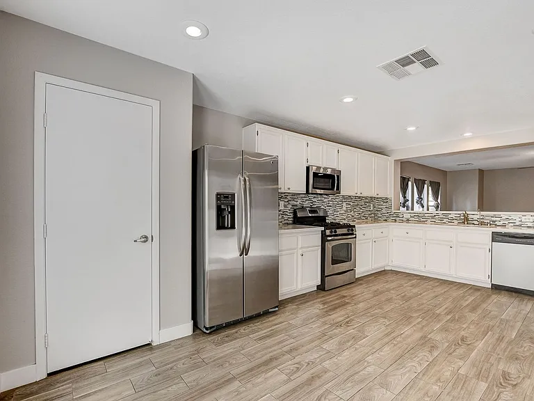 3233 Brayton Mist Dr — Photo 6