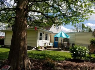 487 Longwood Ct, Chicago Heights, IL 60411