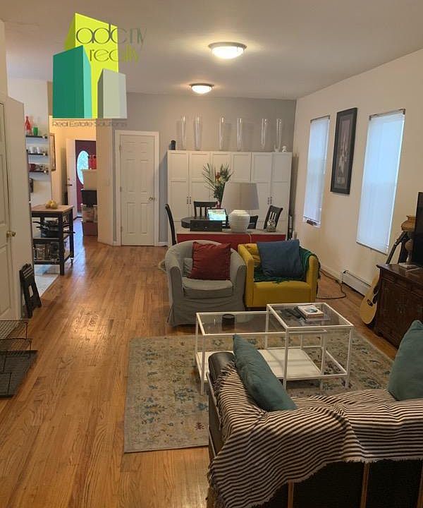2nd image of 2789 Morris Ave #1