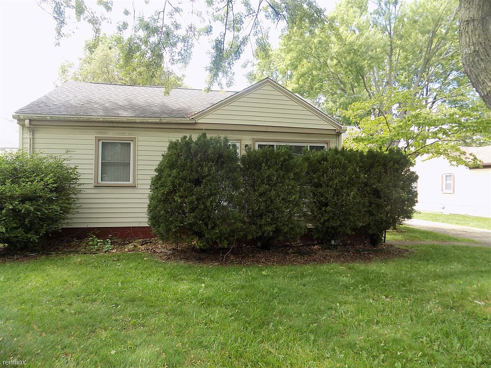 1st image of 25425 Eureka Dr