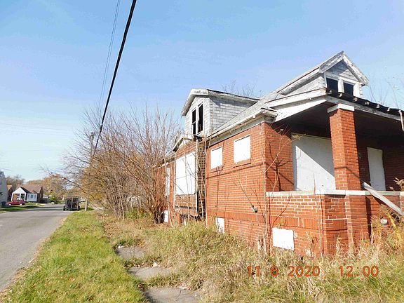18603 Hickory
