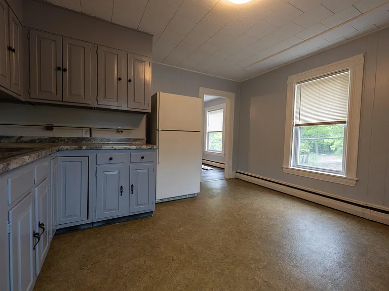 125 Tarrytown Rd #123 — Photo 12