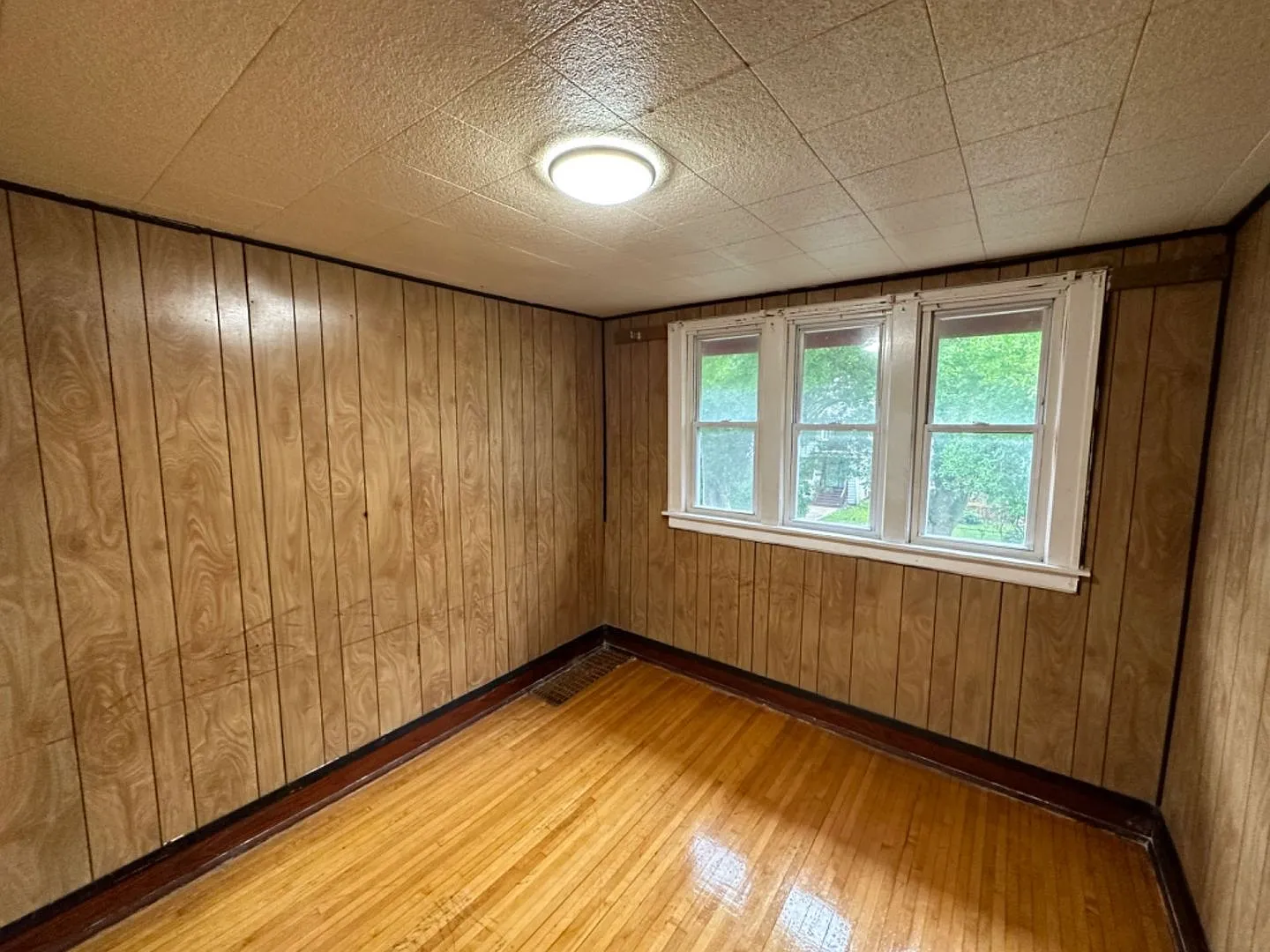 2712 N 44th St. (Duplex) — Photo 3