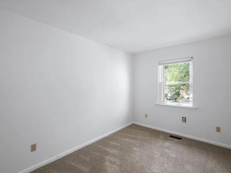 5208 Richard Rd — Photo 11