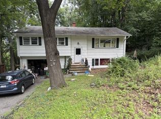 13 Alpine Dr, Kinnelon Boro, NJ 07405