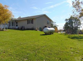 112 Main St, Deep River, IA 52222