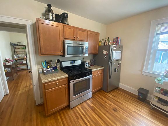 5th image of 232 E Longview Ave #232
