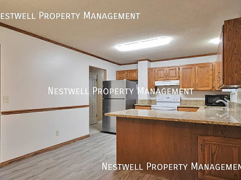 815 E Dusty Rock Pl — Photo 4