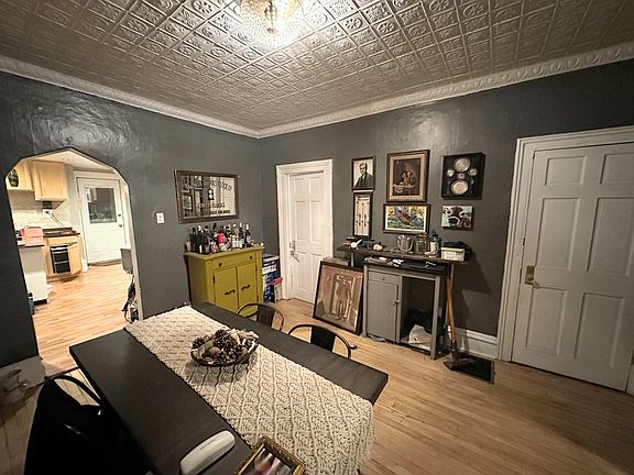 5th image of 1409 W Grand Ave #2