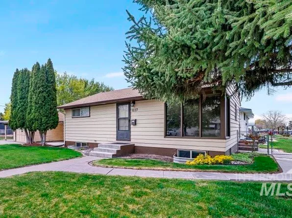 1037 Sunrise Blvd, Twin Falls, ID 83301
