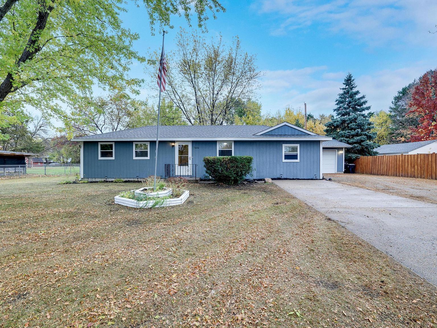 7614 117th Ave N, Champlin, MN 55316 | Zillow