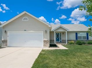 29484 Walnut Hollow Dr, Wright City, MO 63390