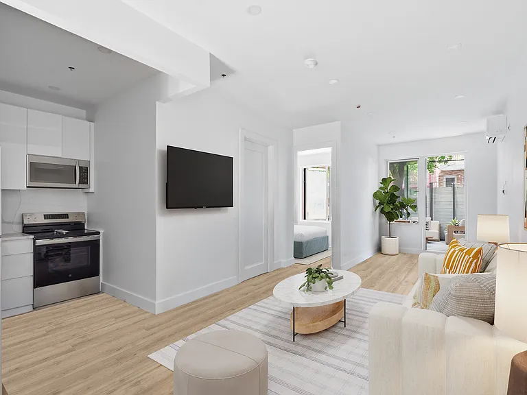 461 Lexington Ave #1B — Photo 6