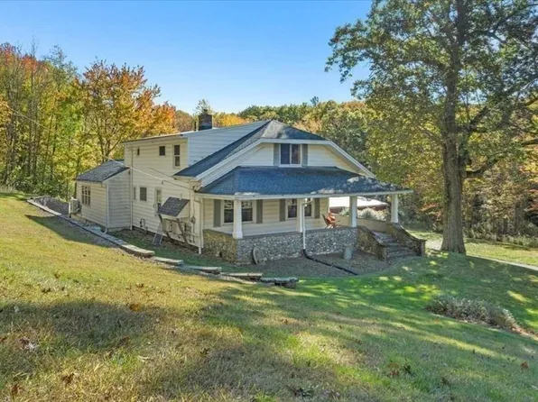 30 Tobin Rd, Leicester, MA 01524