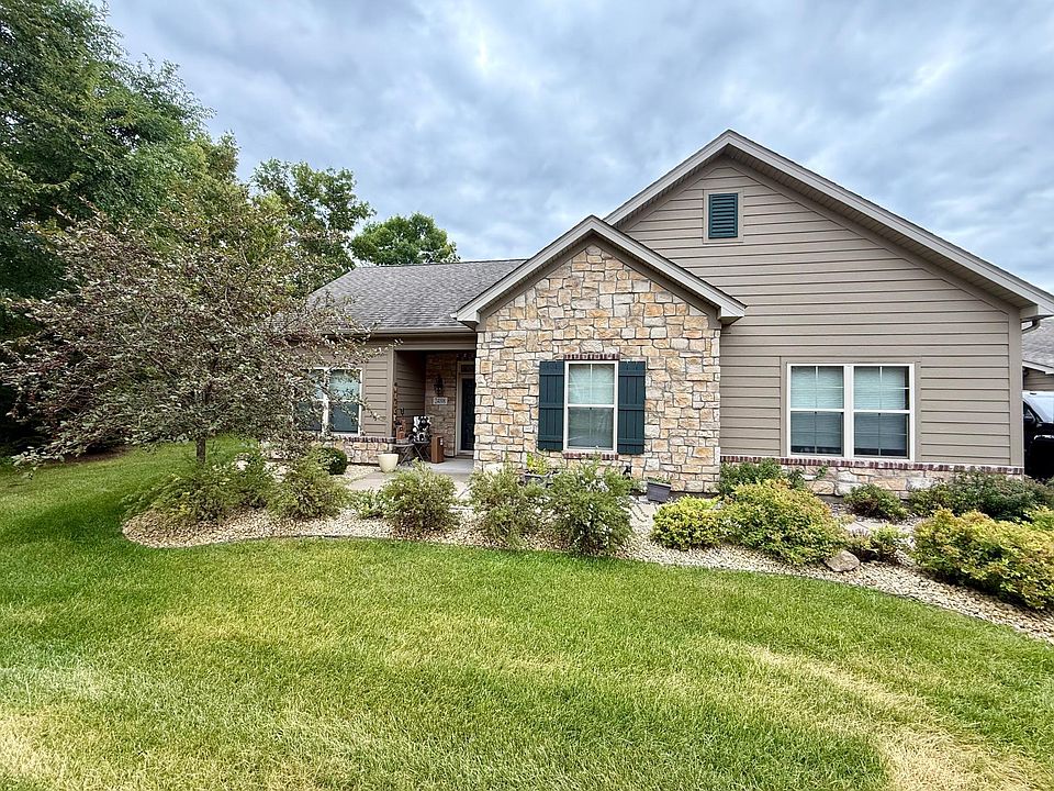 1st image of 24098 Rivers Edge Rd
