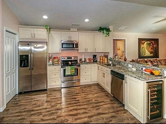 5th image of 2447 Dongola St
