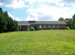 6125 Tuscarawas Rd, Industry, PA 15052