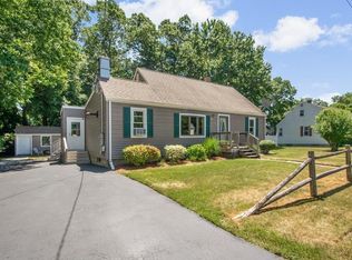 35 Meadow Rd, Northborough, MA 01532