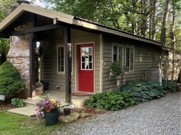 80 Pine Valley Road, Newland, NC 28657