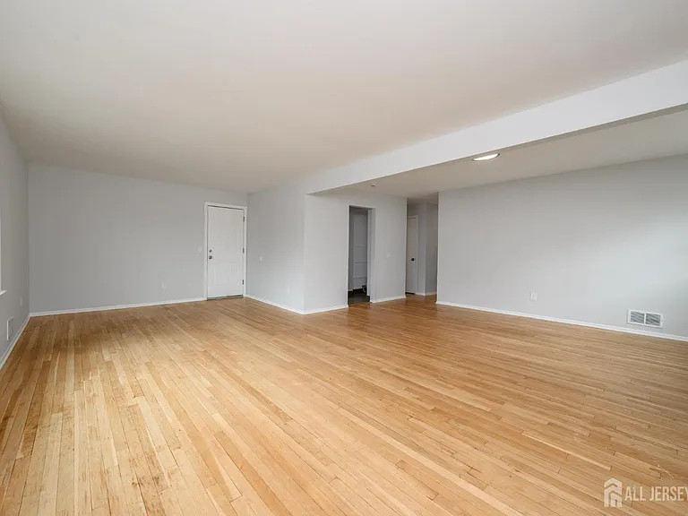 796 Inman Ave #1 — Photo 11