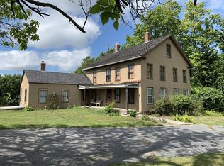 335 Chase Rd, Lunenburg, MA 01462