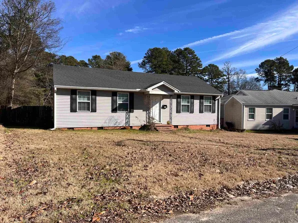 861 Crestwood Rd, Camden, AR 71701