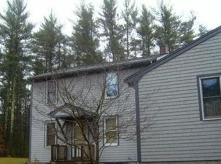 8 Pinewood Ct, East Freetown, MA 02717